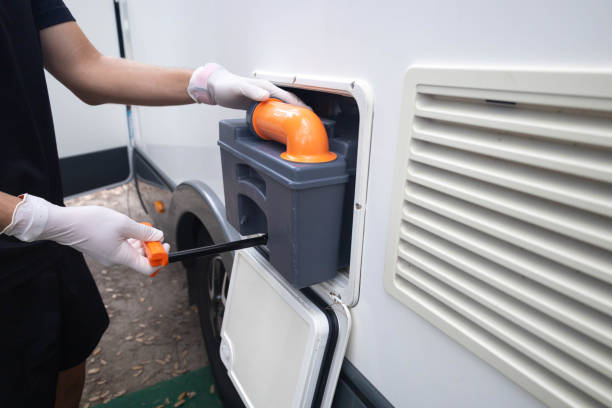 Best Portable toilet rental cost  in Broxton, GA