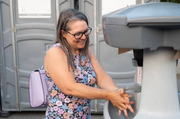 Best Affordable porta potty rental  in Broxton, GA